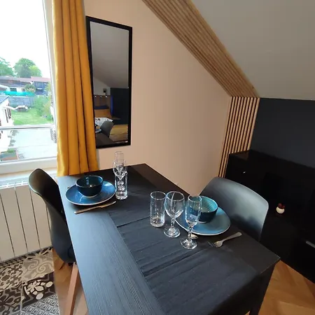 Musique En Champagne - 4 Avec Wc Et Douche + Grande Piece Commune Apartment Chalons-en-Champagne
